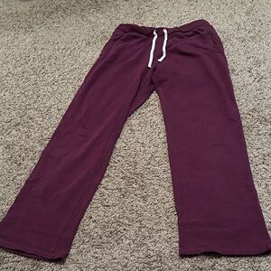 Women’s lounge pants